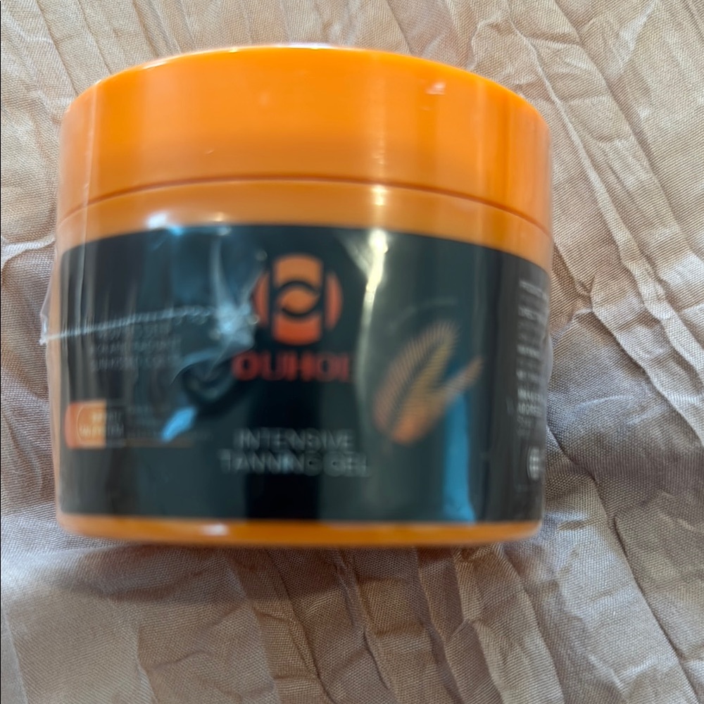 NEVER OPENED….Orange Intensive Tanning Gel